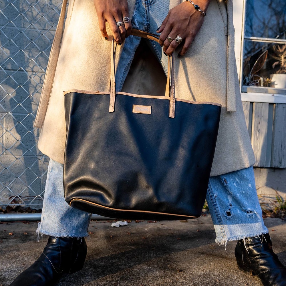 Coach City Tote Black Canvas